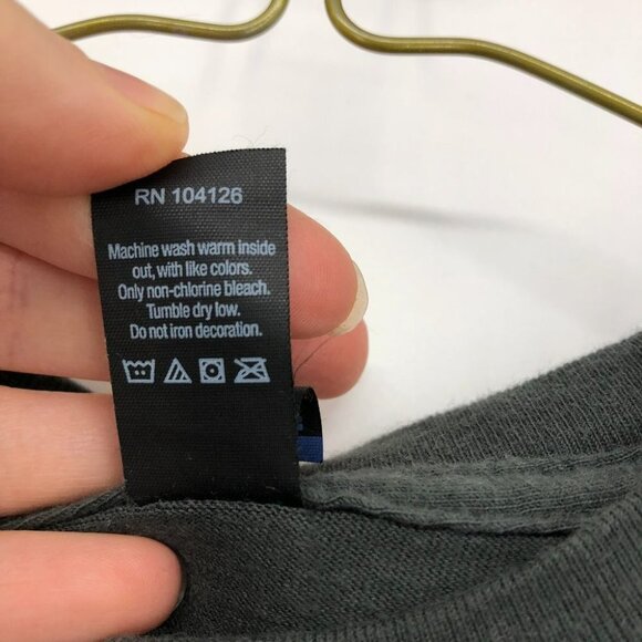 Serengetee black and white  graphic Mountain Vhase Views t-shirt - Picture 8 of 14